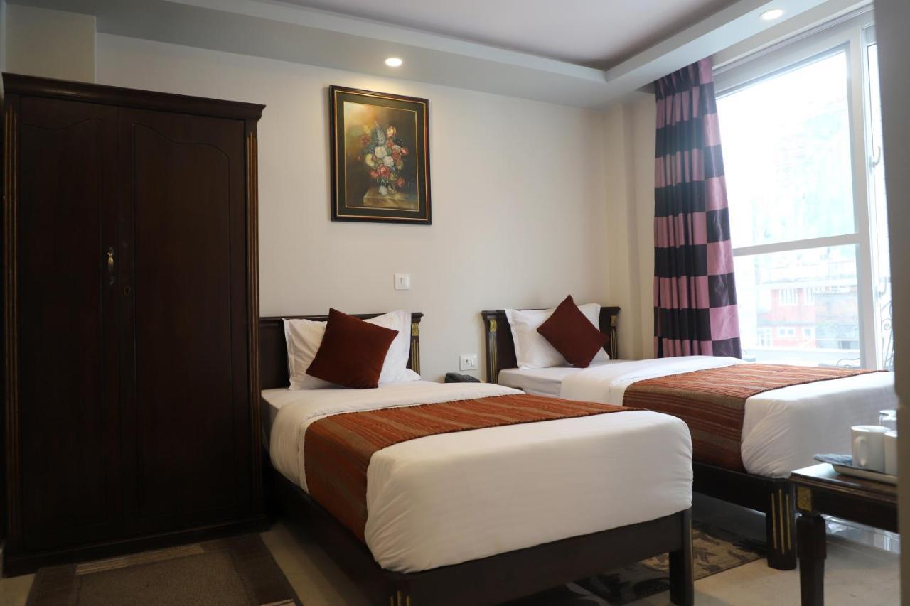 Hotel Pipal Tree Kathmandu Exterior foto