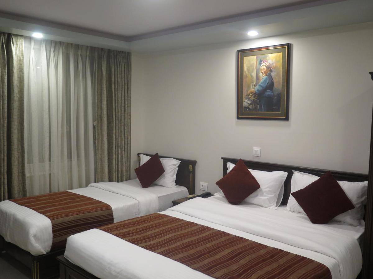 Hotel Pipal Tree Kathmandu Exterior foto